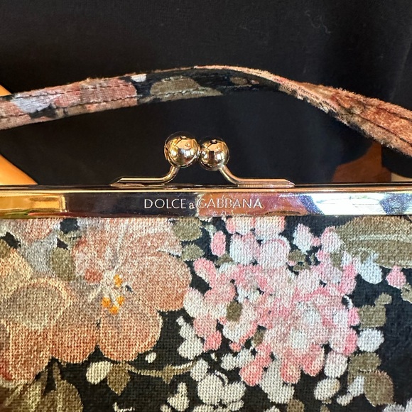 Dolce & Gabbana Evening Velvet Floral Handbag - Picture 3 of 9